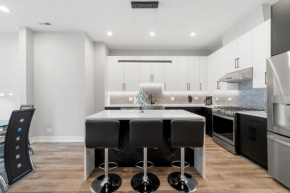 Lovely 3bed 3bath Brand New Apt w 4 beds & Balcony